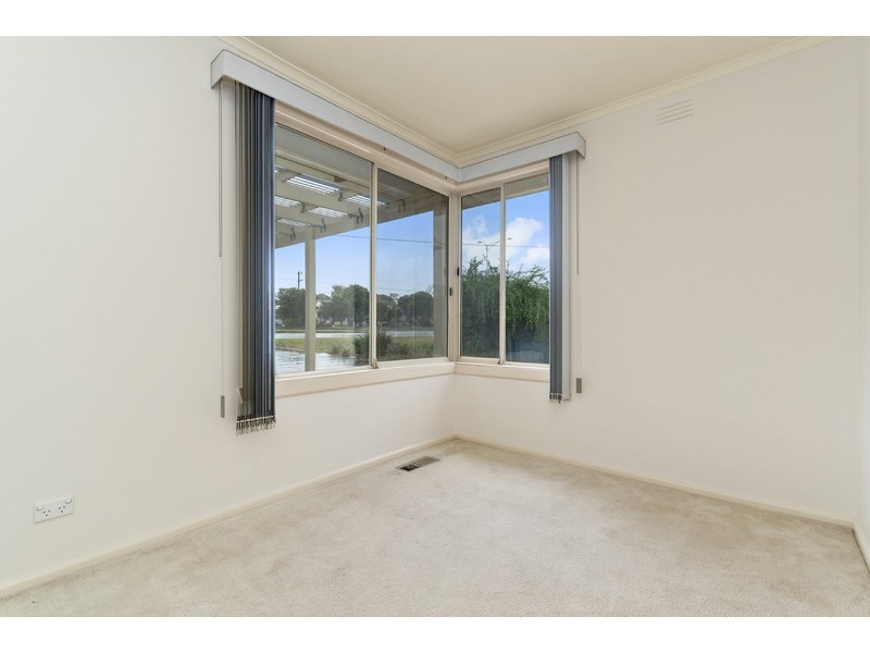 306 Frankston-Dandenong Road, Seaford VIC 3198