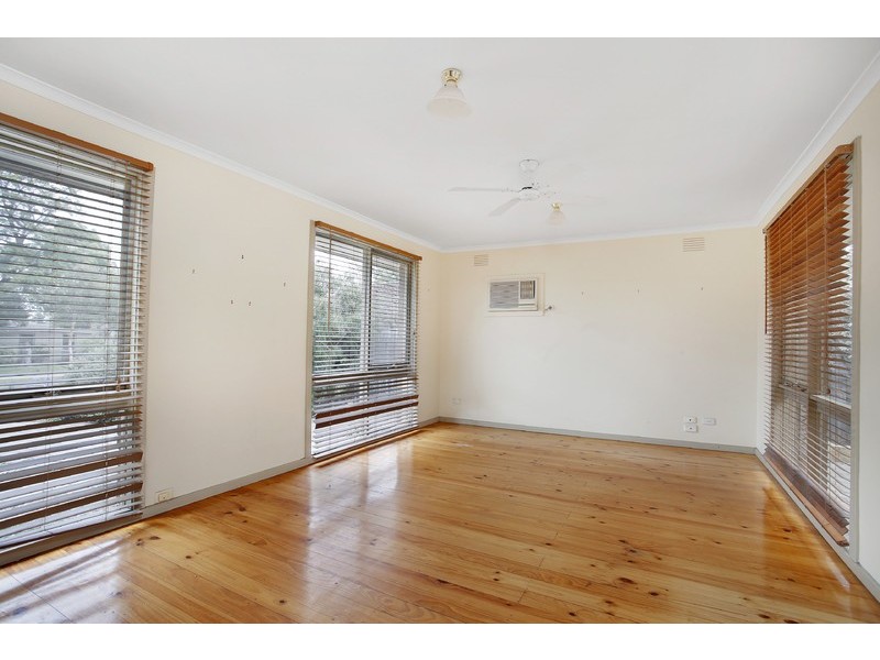 39 Centenary Street, Seaford VIC 3198