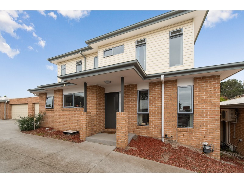 2/104 Fortescue Avenue, Seaford VIC 3198