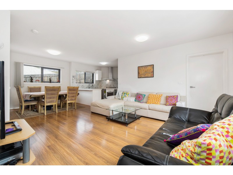 2/104 Fortescue Avenue, Seaford VIC 3198