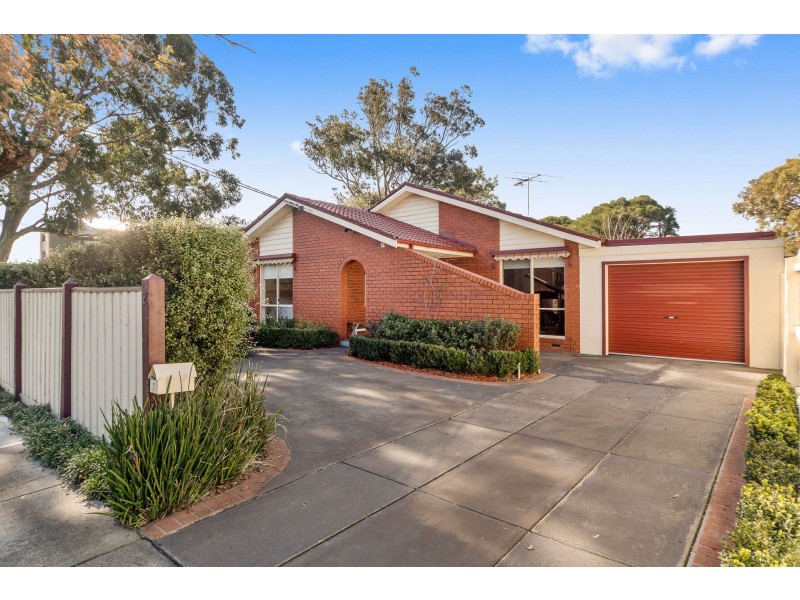 2 Francis Street, Seaford VIC 3198