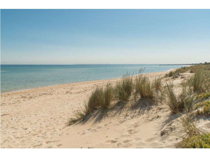 2/15 Nepean Highway, Safety Beach VIC 3936