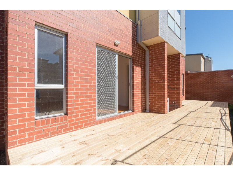 2/15 Nepean Highway, Safety Beach VIC 3936