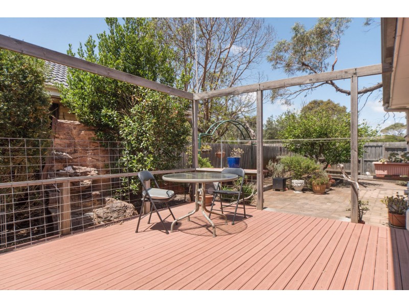 13 Coonara Avenue, Seaford VIC 3198