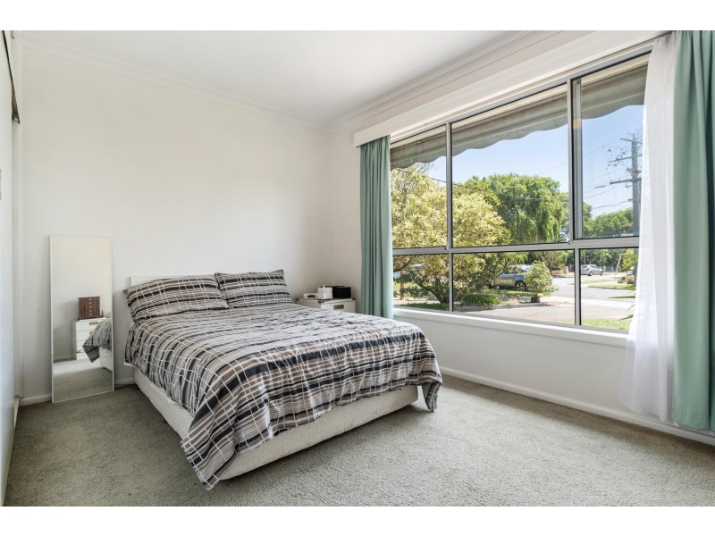 13 Coonara Avenue, Seaford VIC 3198