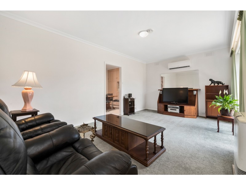 13 Coonara Avenue, Seaford VIC 3198