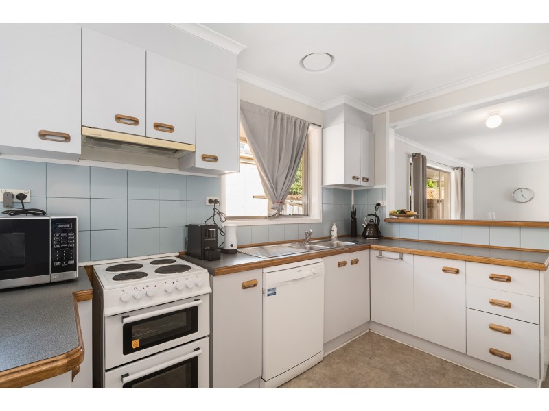 1/1 Keerok Avenue, Seaford VIC 3198