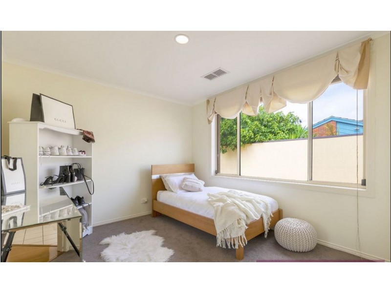 6 Governor Arthur Drive, Patterson Lakes VIC 3197