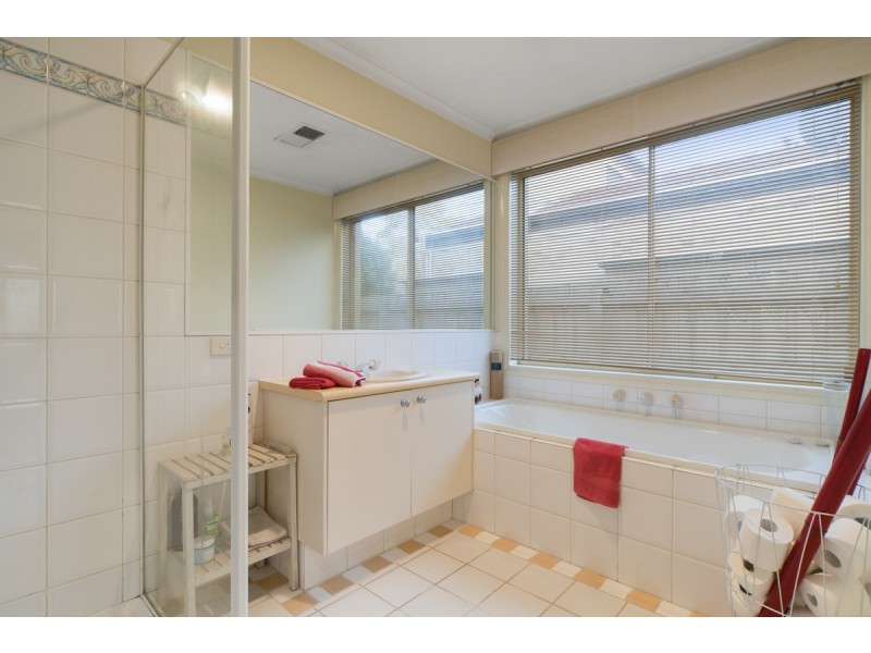 6 Governor Arthur Drive, Patterson Lakes VIC 3197