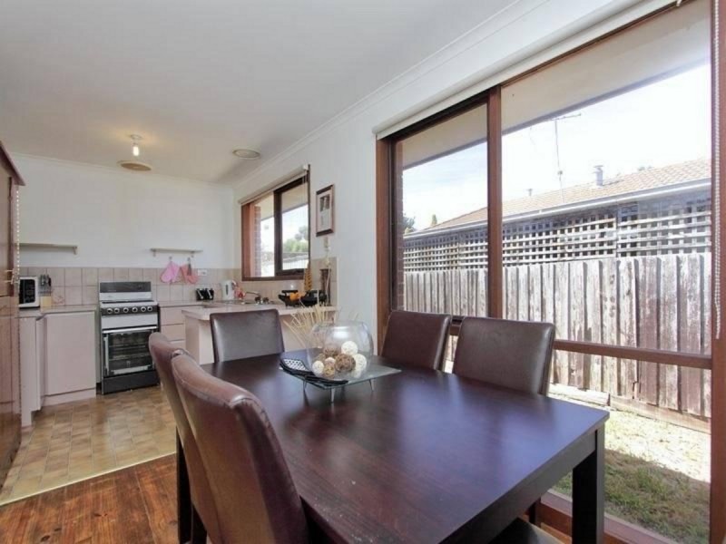 22 Greenwood Drive, Carrum Downs VIC 3201