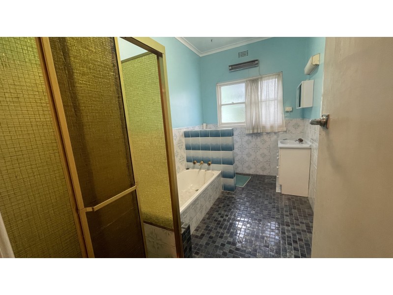 1 Mona Street, Seaford VIC 3198