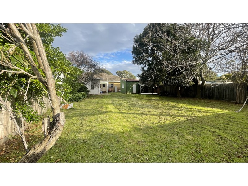 1 Mona Street, Seaford VIC 3198