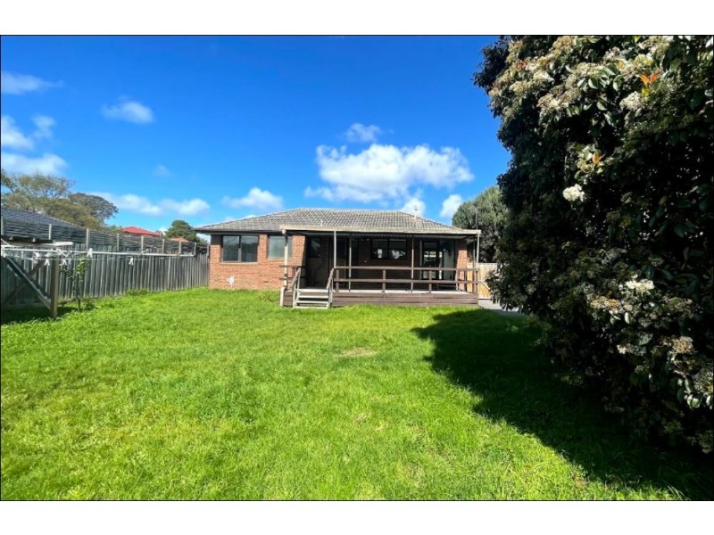 4 Akora Court, Frankston VIC 3199