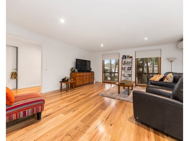 1/33 McCulloch Avenue, Seaford VIC 3198