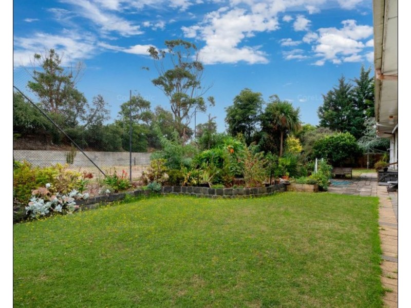 12A & 12B Kananook Avenue, Seaford VIC 3198