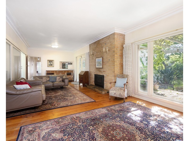 12A & 12B Kananook Avenue, Seaford VIC 3198