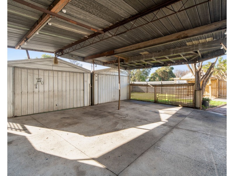 10 Jarrah Court, Frankston North VIC 3200