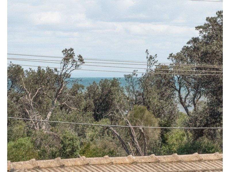 7/107 Nepean Highway, Seaford VIC 3198