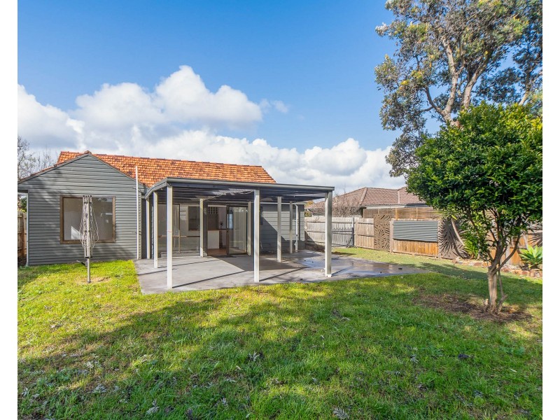 10 Inglis Avenue, Frankston VIC 3199