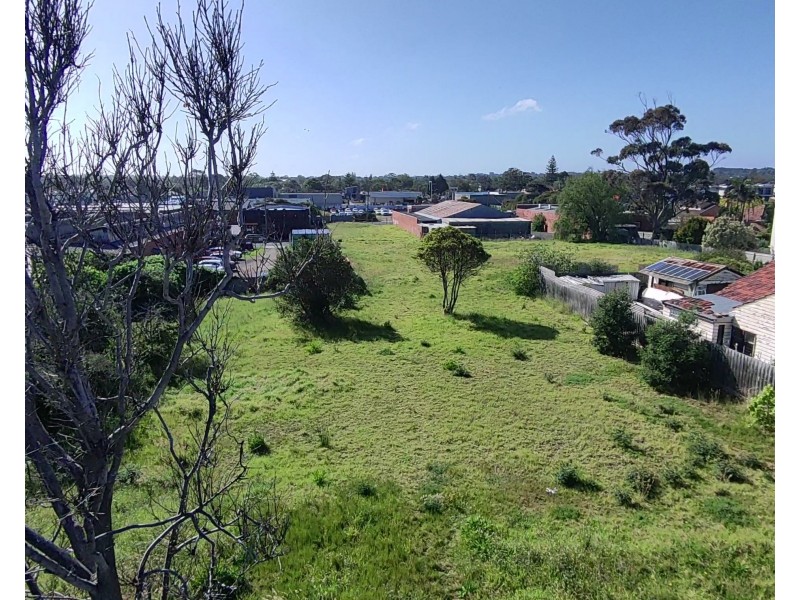 8-10 Bragge Street, Frankston VIC 3199