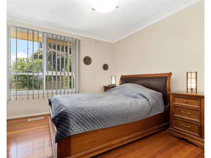 8 Elsie Avenue, Seaford VIC 3198