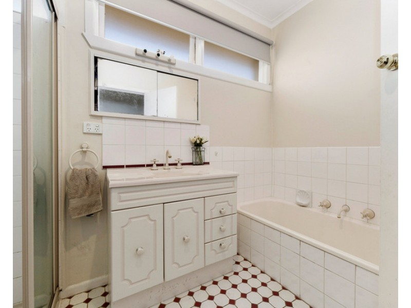 8 Elsie Avenue, Seaford VIC 3198