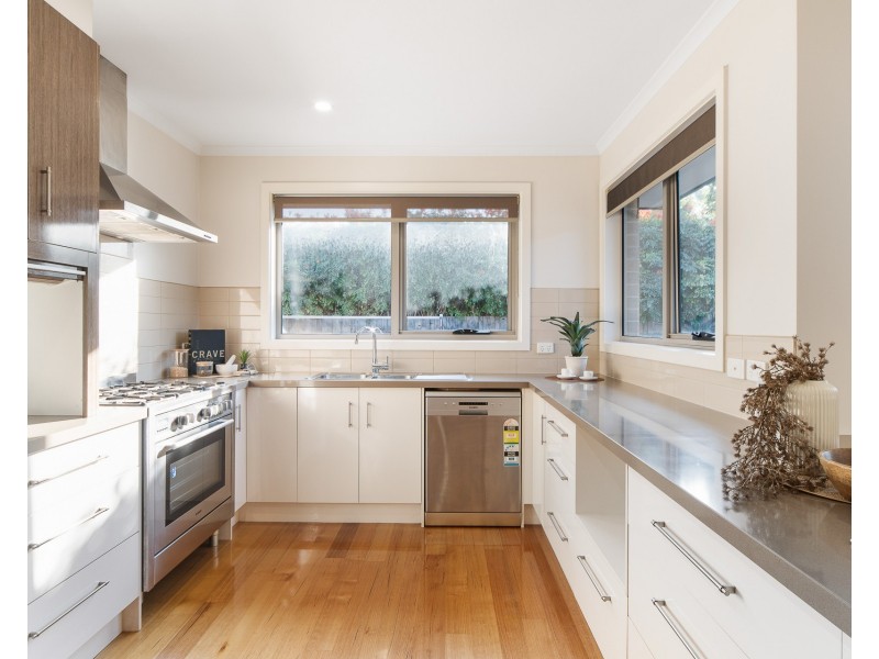 2/176 Fortescue Avenue, Seaford VIC 3198