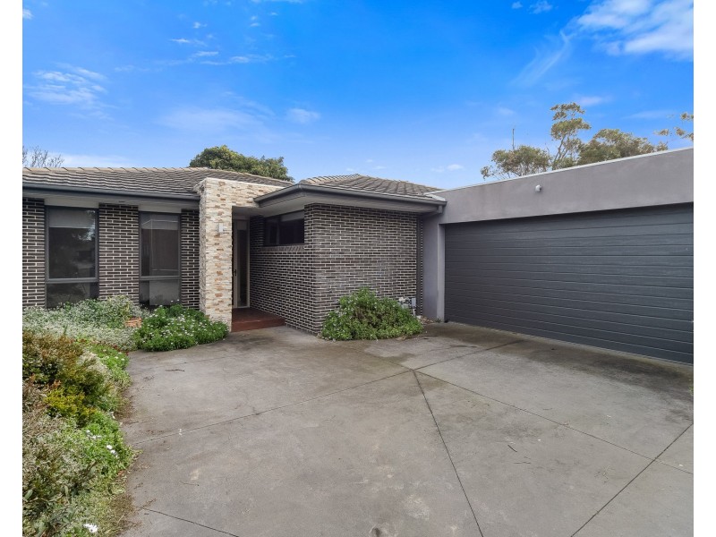 3/4 Myola Street, Carrum VIC 3197