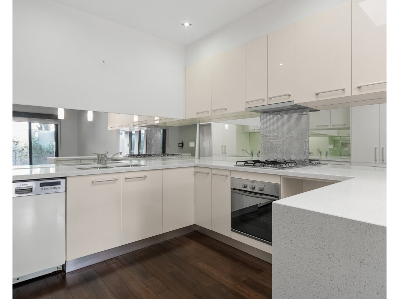 3/4 Myola Street, Carrum VIC 3197