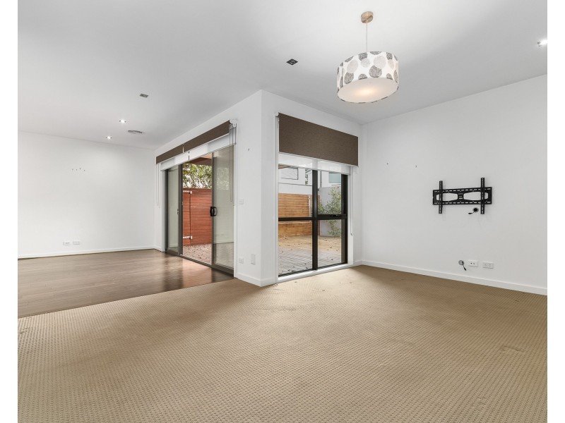 3/4 Myola Street, Carrum VIC 3197