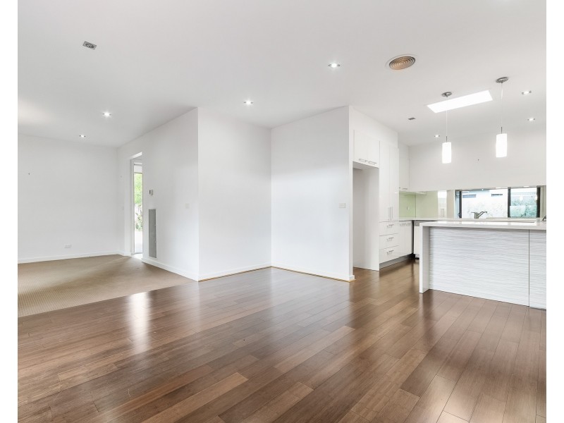 3/4 Myola Street, Carrum VIC 3197