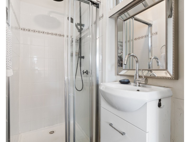 6 Owen Close, Frankston VIC 3199