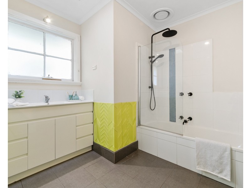 6 Owen Close, Frankston VIC 3199