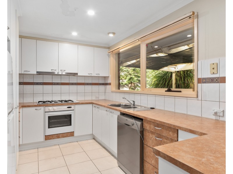 18 Broderick Road, Carrum Downs VIC 3201