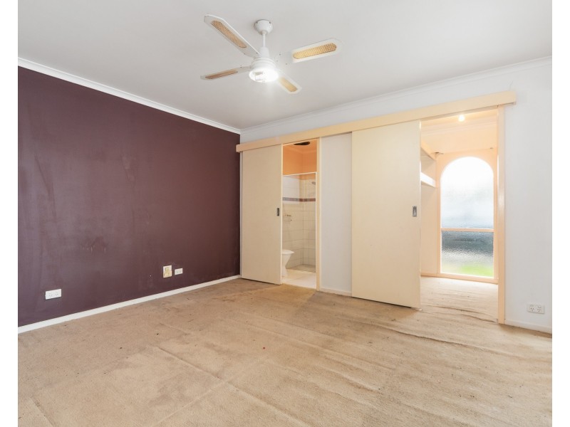 18 Broderick Road, Carrum Downs VIC 3201