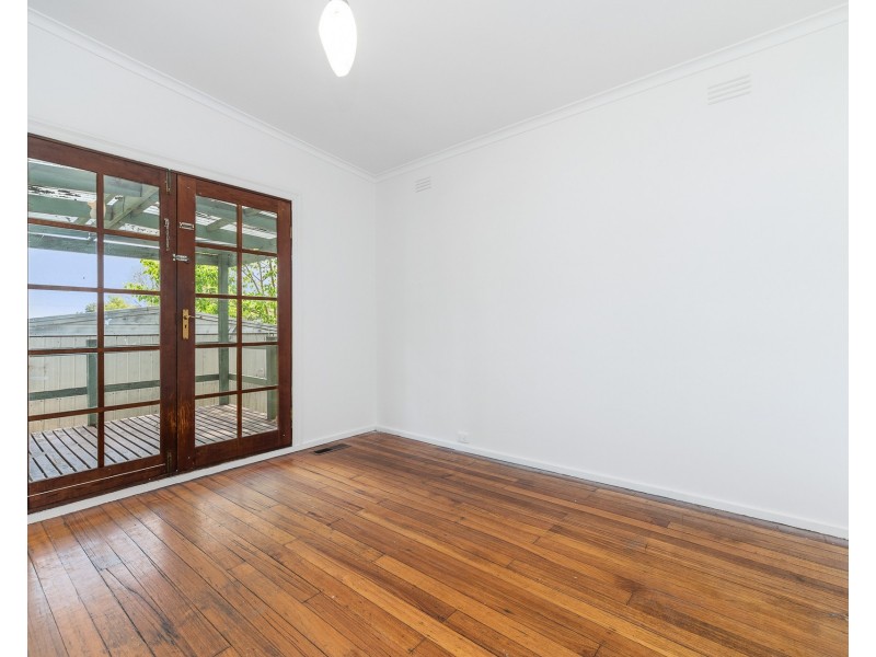 9 Coprosma Avenue, Frankston VIC 3199