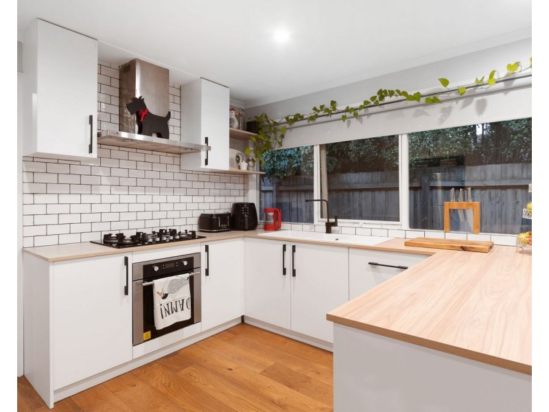 42 Christopher Drive, Frankston South VIC 3199