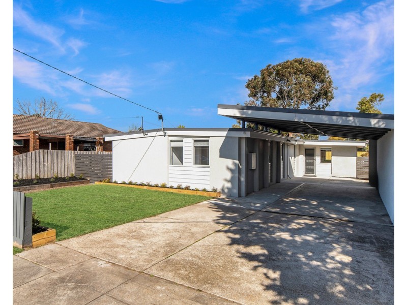 40 Belvedere Road, Seaford VIC 3198