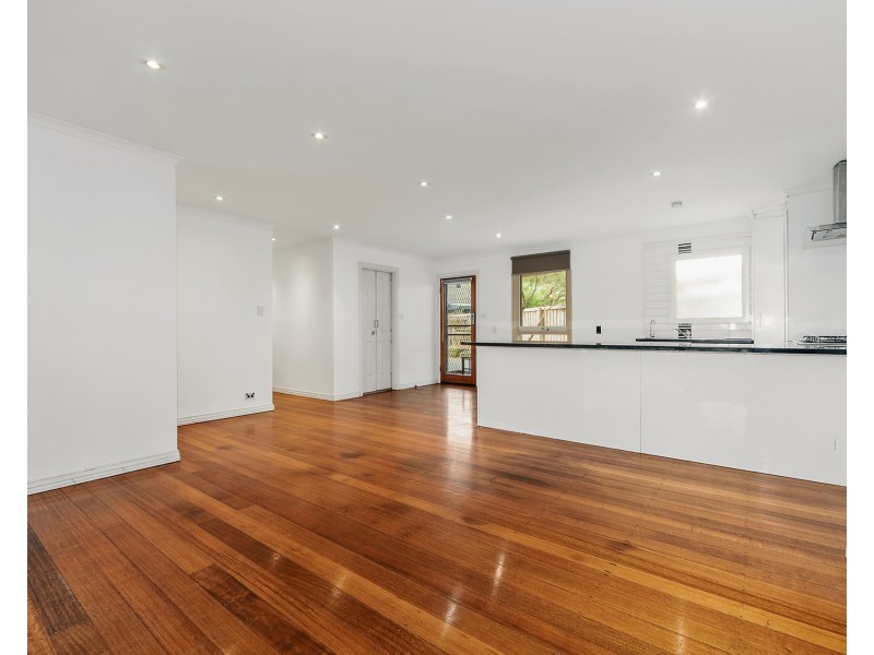 16 Portland Parade, Seaford VIC 3198