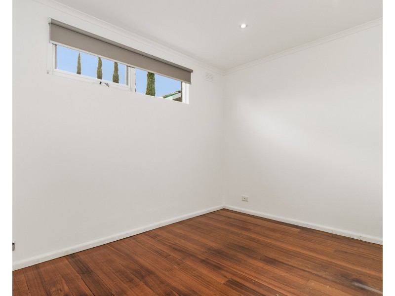 16 Portland Parade, Seaford VIC 3198