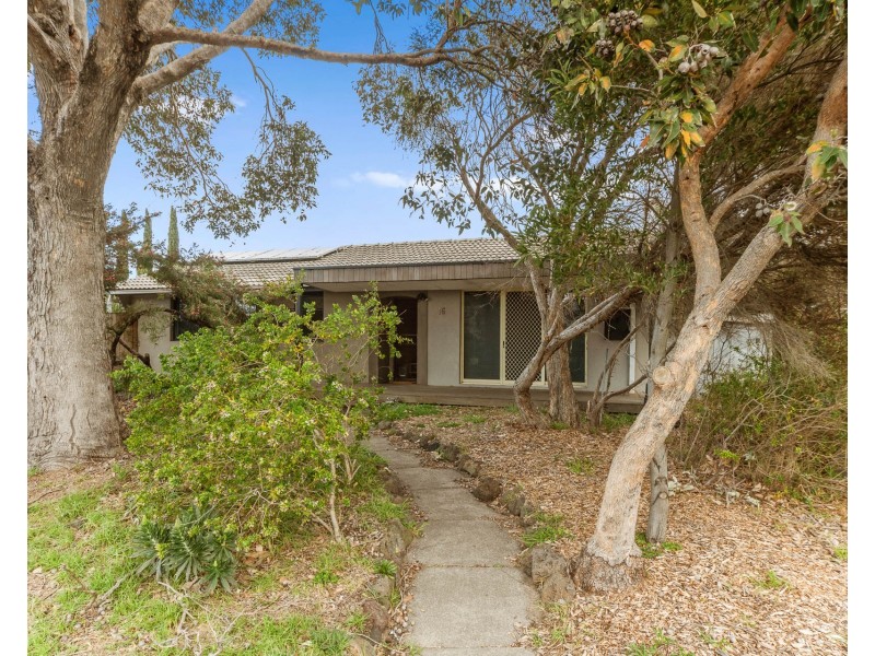 16 Portland Parade, Seaford VIC 3198