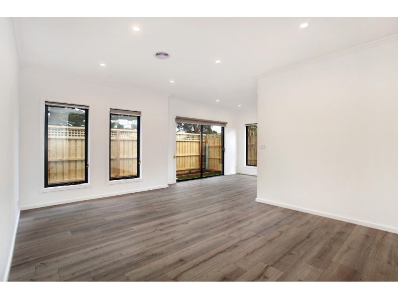 3/100 Rosslyn Avenue, Seaford VIC 3198