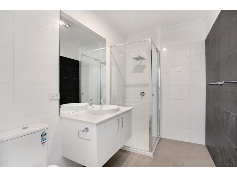 3/100 Rosslyn Avenue, Seaford VIC 3198