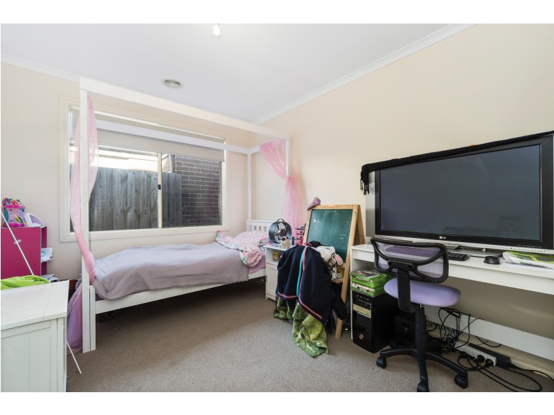 10/108 Ahern Road, Pakenham VIC 3810