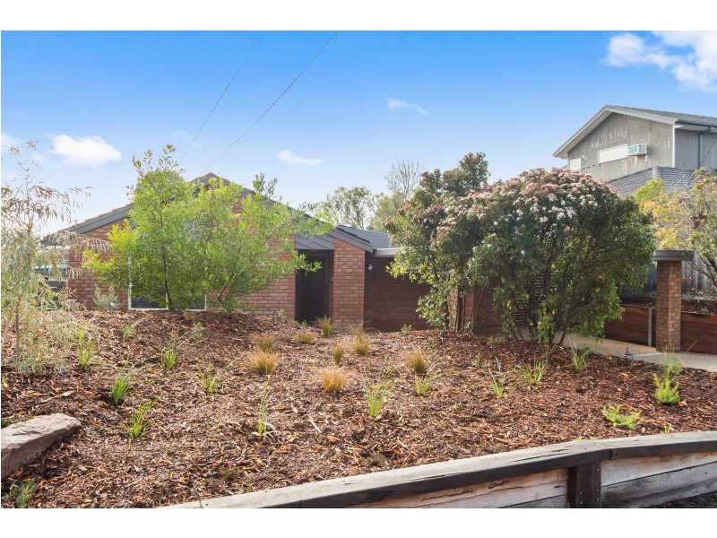 35 Whitford Way, Frankston VIC 3199