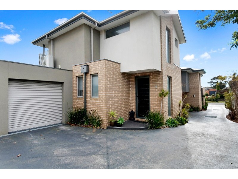 2/4 Denbigh Street, Frankston VIC 3199