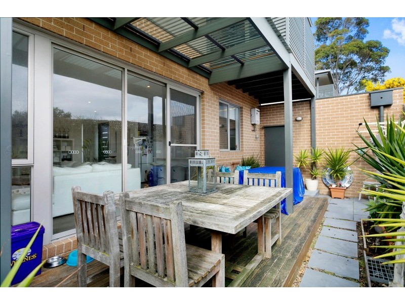 2/4 Denbigh Street, Frankston VIC 3199