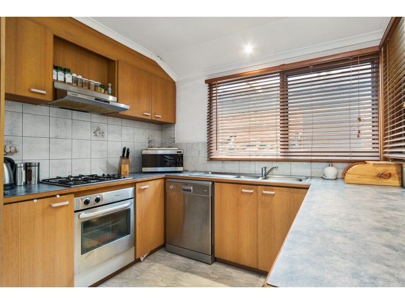 36 Holroyd Street, Seaford VIC 3198