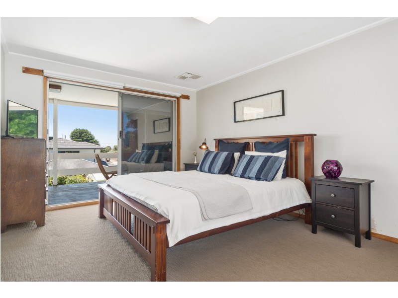 37 Summit Road, Frankston VIC 3199