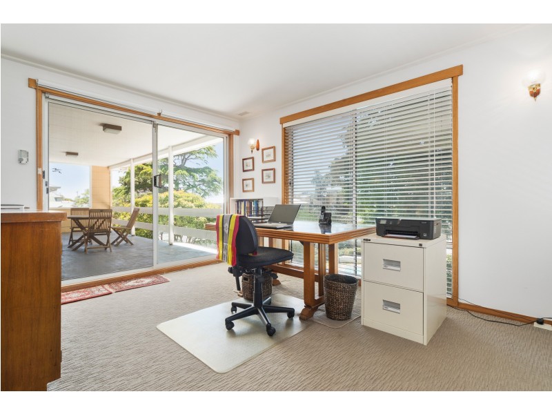 37 Summit Road, Frankston VIC 3199